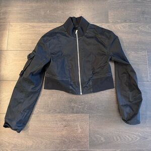 ALO Yoga Night Out Black Cropped Cargo Jacket XS